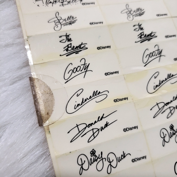 Vintage Autograph Stickers Disney Parks 1990's deadstock - Picture 6 of 7